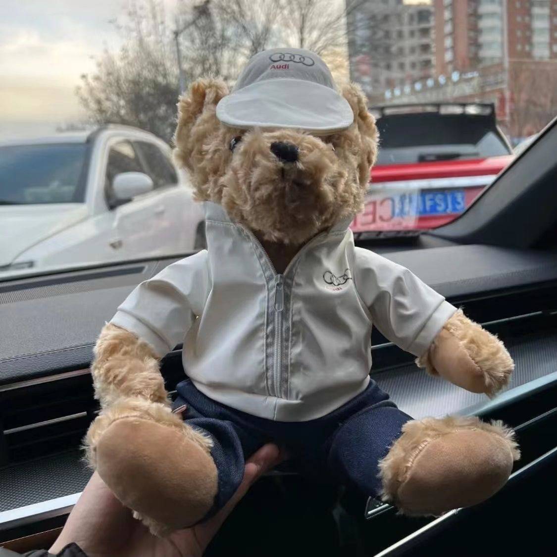 Bear plus glasses